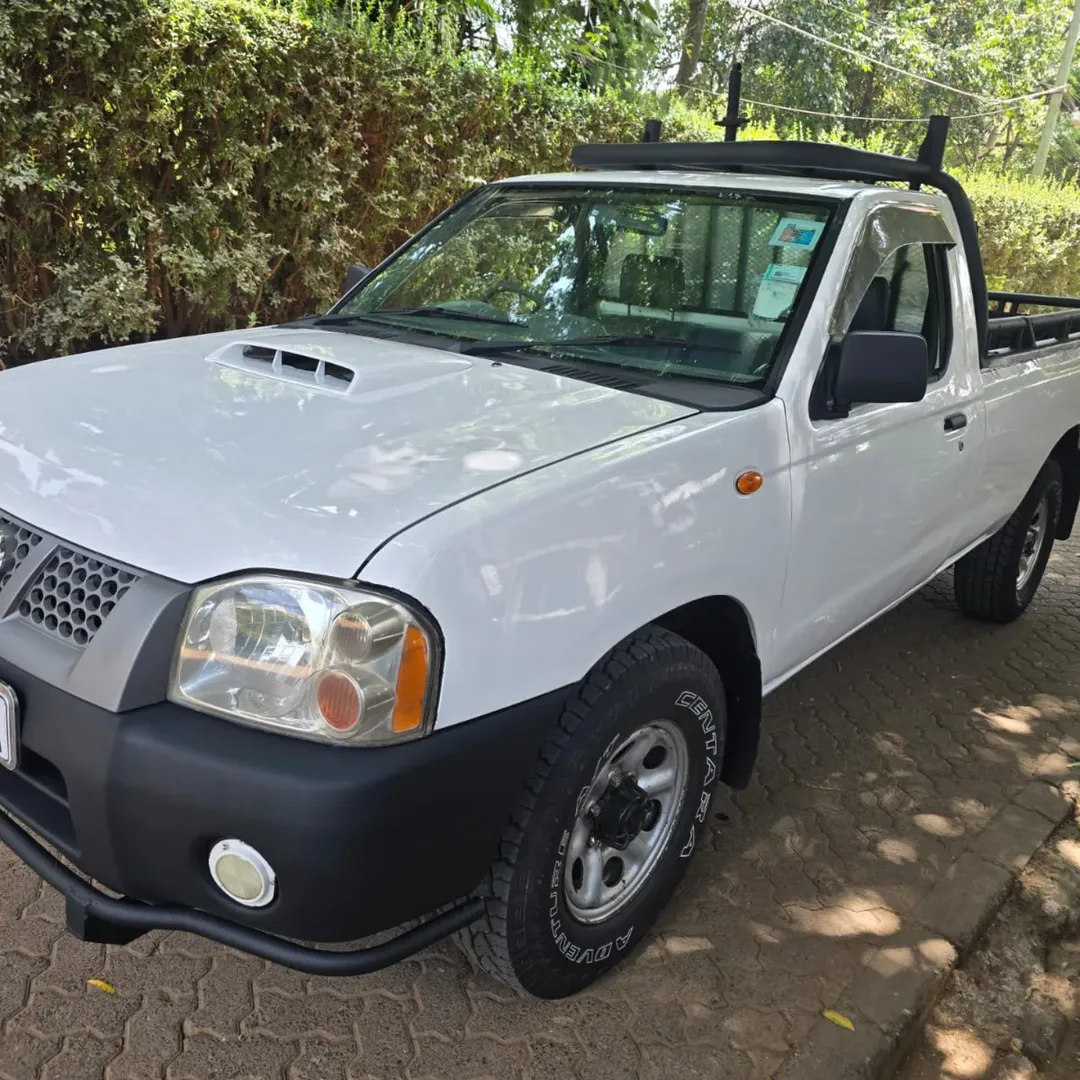Nissan Hard-Body NP300 pick up QUICK SALE. Cars from 150K, 30% Deposit lipa pole pole. Hire purchase installments HP. UpTo 70% financing/finance NO CRB STATUS CHECK Trade in OK Local Assembly