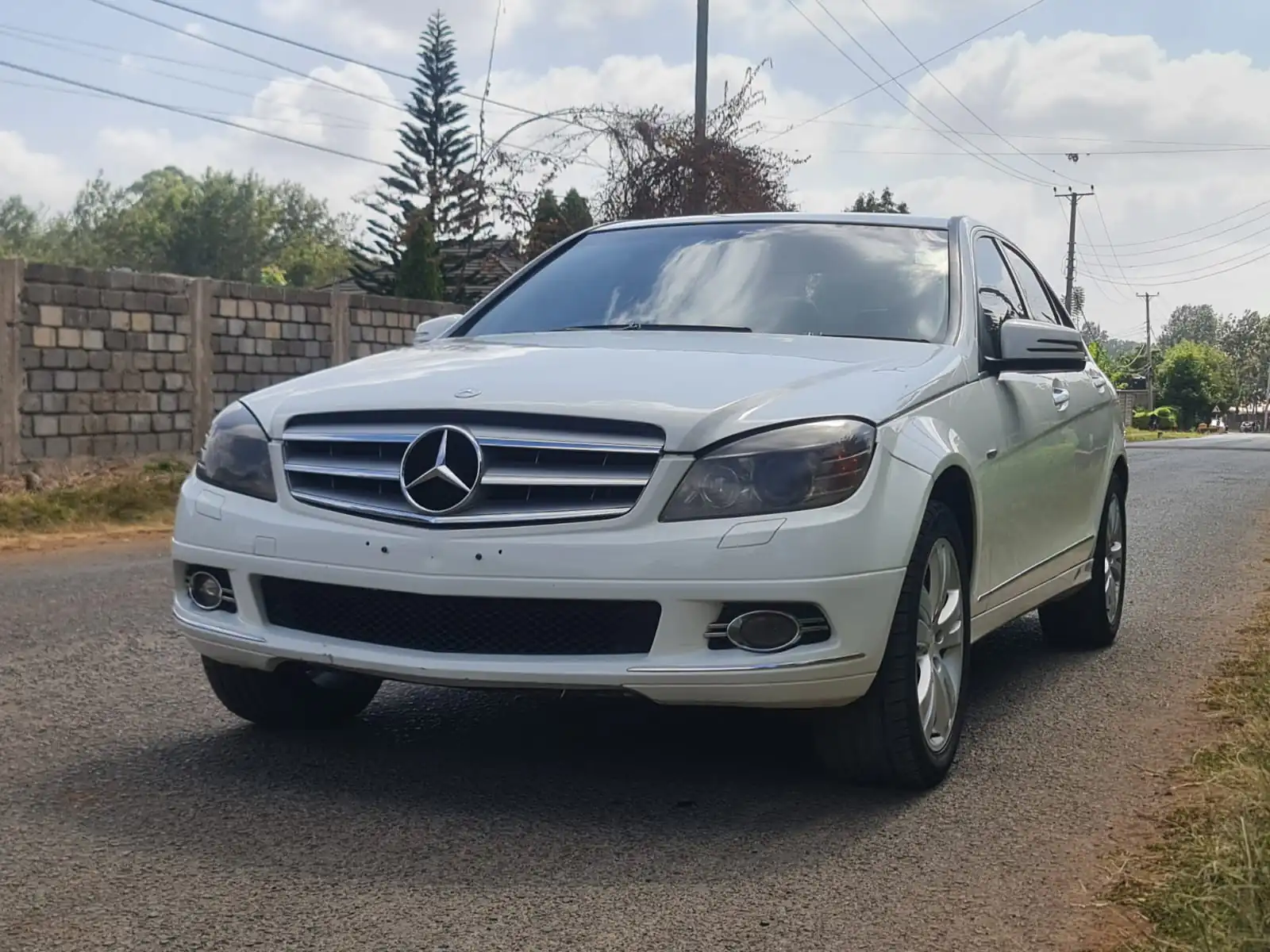 Mercedes Benz EC class c 200 QUICK SALE. Cars from 150K, 30% Deposit lipa pole pole. Hire purchase installments HP. UpTo 70% financing/finance NO CRB STATUS CHECK Trade in OK