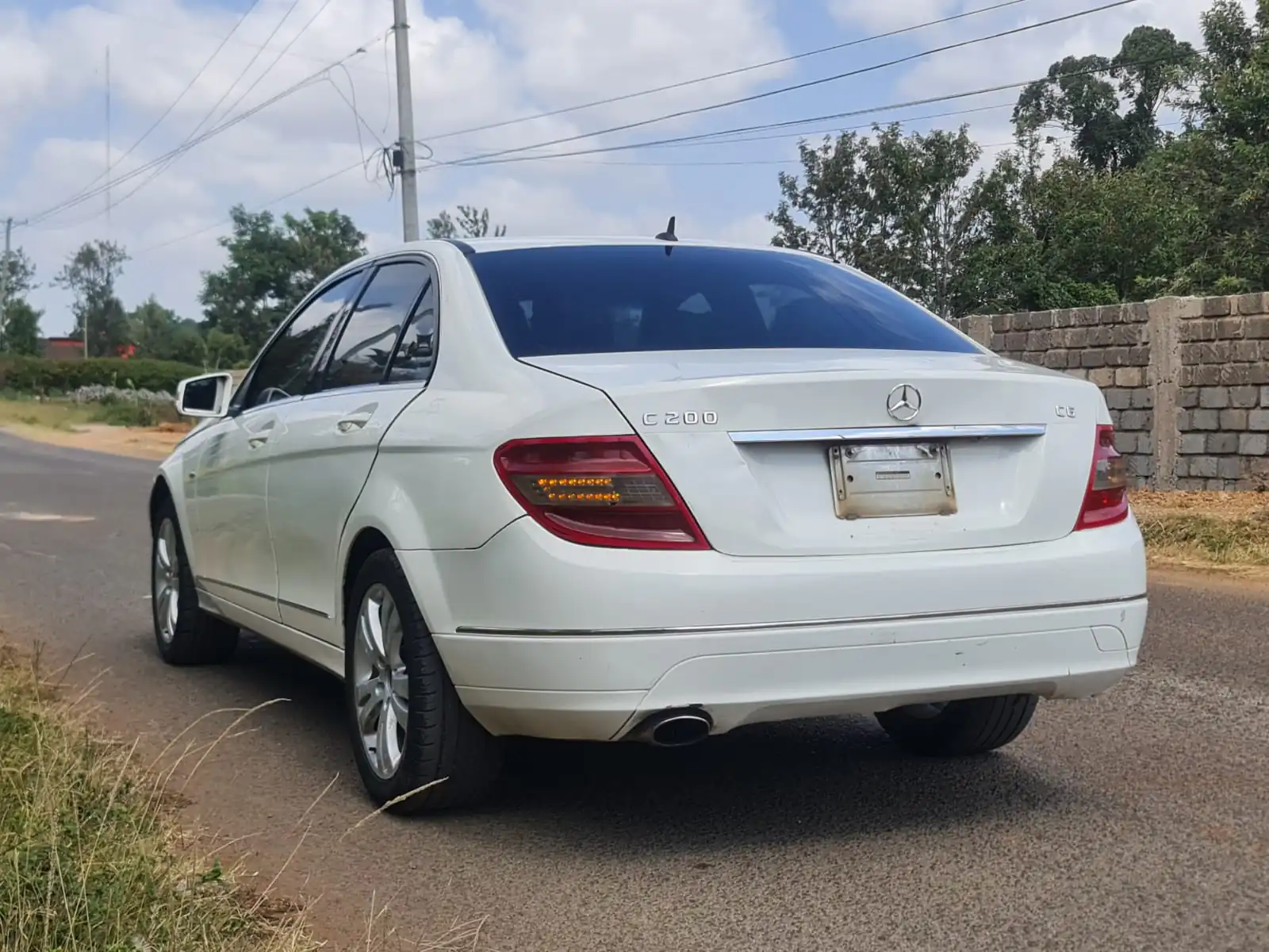 Mercedes Benz EC class c 200 QUICK SALE. Cars from 150K, 30% Deposit lipa pole pole. Hire purchase installments HP. UpTo 70% financing/finance NO CRB STATUS CHECK Trade in OK