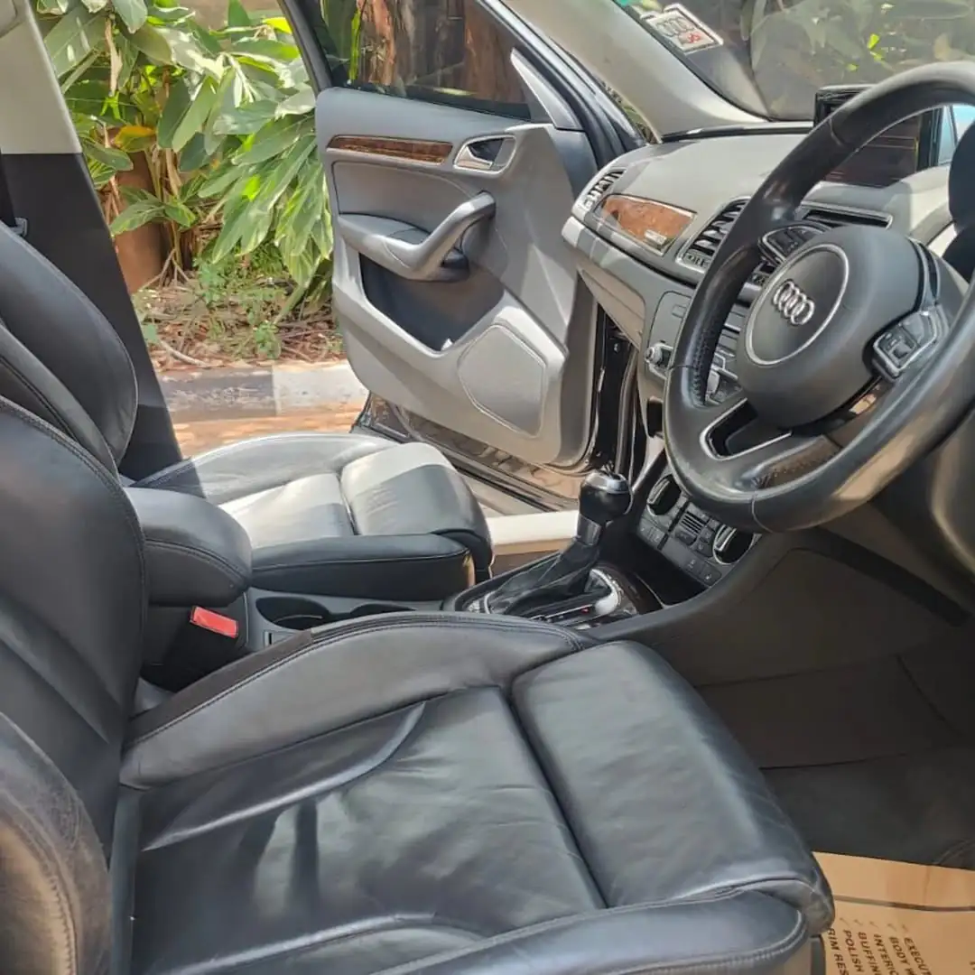 Audi Q3 New Shape  QUICK SALE Asian Owner. Cars from 150K, 30% Deposit lipa pole pole. Hire purchase installments HP. UpTo 70% financing/finance NO CRB STATUS CHECK Trade in OK black