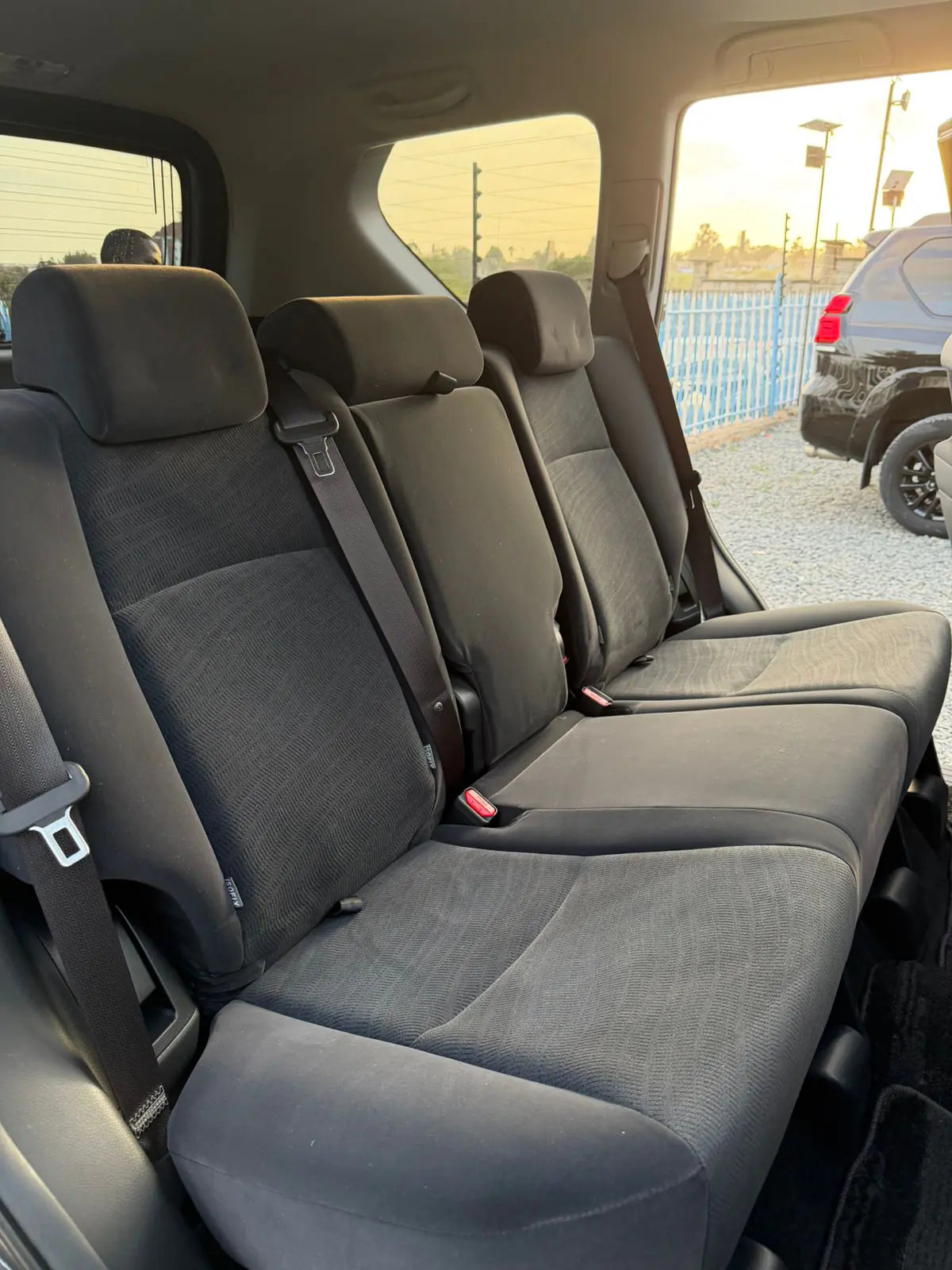 TOYOTA Land Cruiser Prado J150 TX Sunroof New Arrival New Shape On offer 😲 QUICK SALE. Cars from 150K, 30% Deposit lipa pole pole. Hire purchase installments HP. UpTo 70% financing/finance NO CRB STATUS CHECK Trade in OK