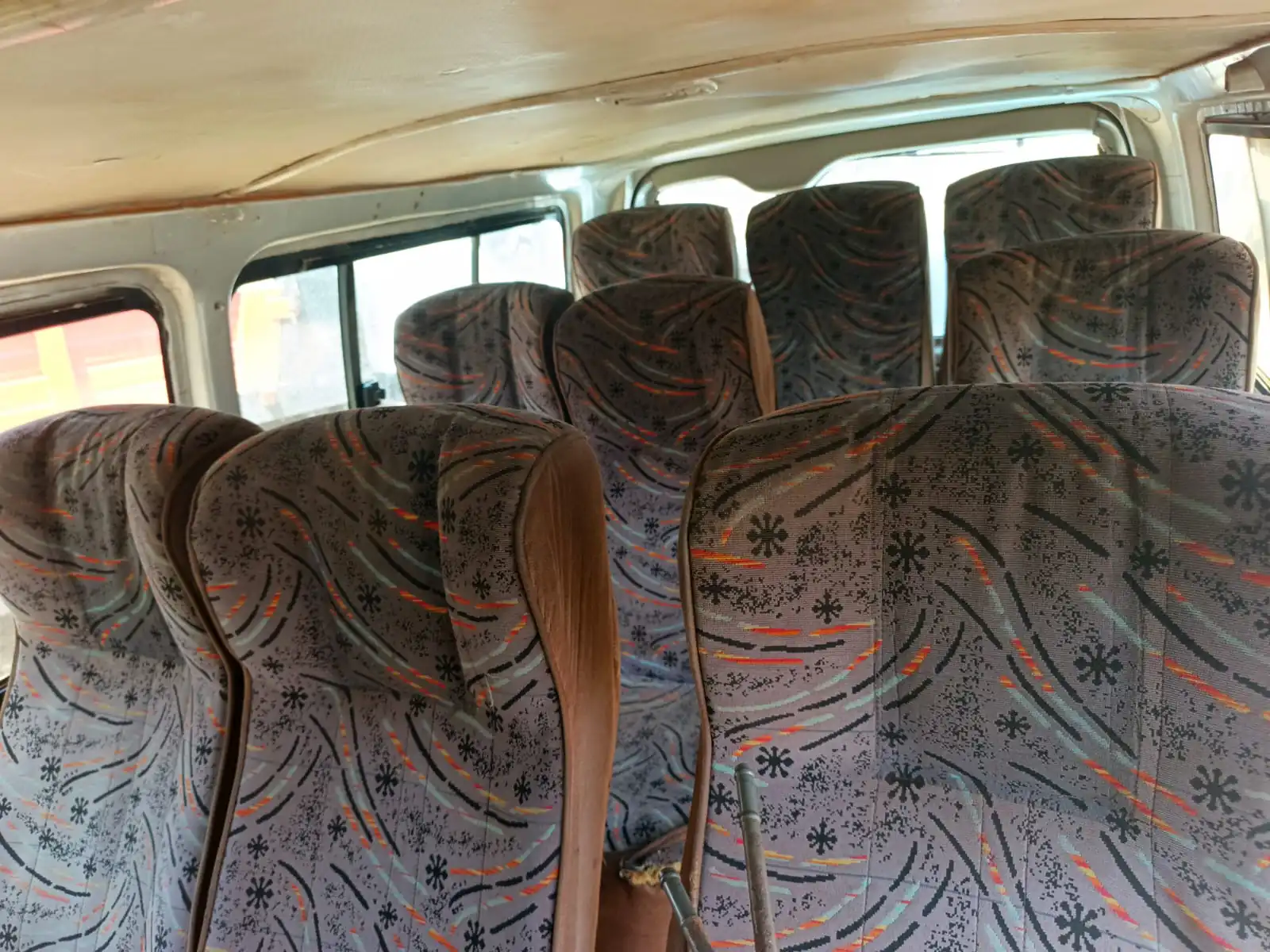 Toyota Hiace 7L 399K ONLY Van New Shape 😲 QUICK SALE. Cars from 150K, 30% Deposit lipa pole pole. Hire purchase installments HP. UpTo 70% financing/finance NO CRB STATUS CHECK Trade in OK