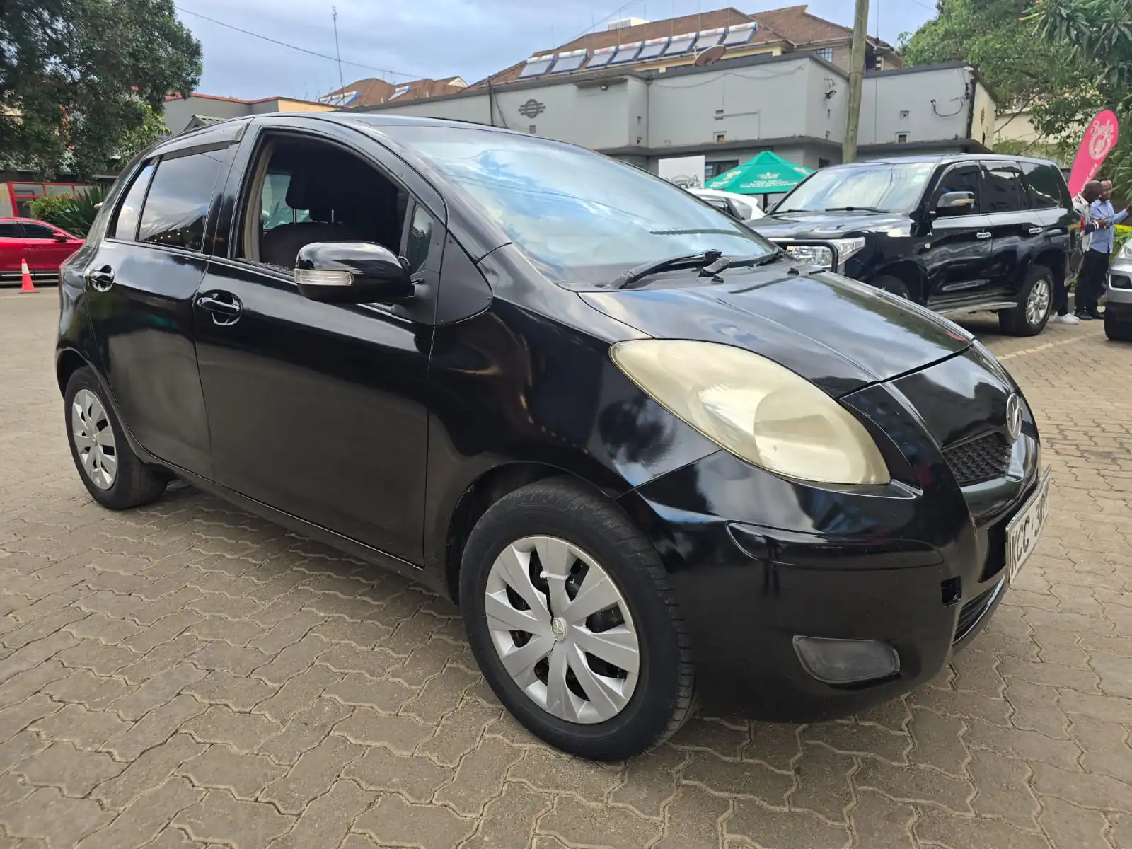 Toyota Vitz New Shape 😲 QUICK SALE. Cars from 150K, 30% Deposit lipa pole pole. Hire purchase installments HP. UpTo 70% financing/finance NO CRB STATUS CHECK Trade in OK