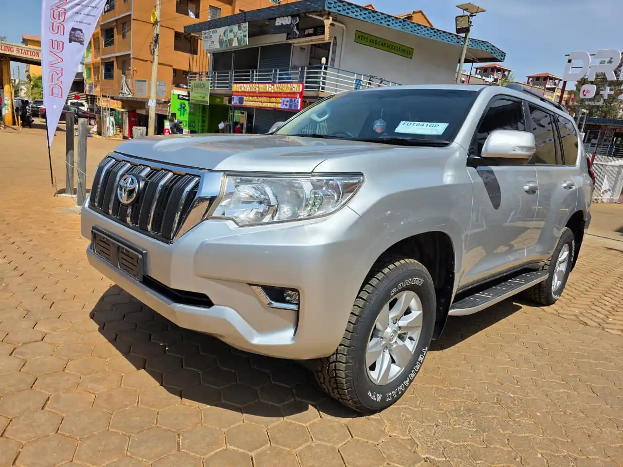 TOYOTA Land Cruiser Prado J150 VXL New Arrival New Shape On offer 😲 QUICK SALE. Cars from 150K, 30% Deposit lipa pole pole. Hire purchase installments HP. UpTo 70% financing/finance NO CRB STATUS CHECK Trade in OK