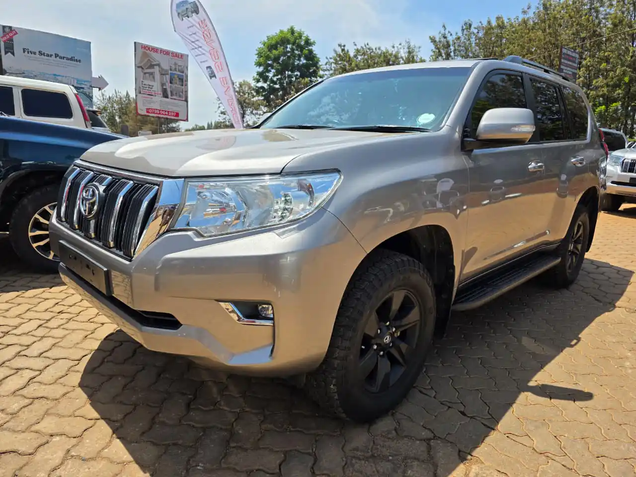 TOYOTA Land Cruiser Prado J150 VXL New Arrival New Shape On offer 😲 QUICK SALE. Cars from 150K, 30% Deposit lipa pole pole. Hire purchase installments HP. UpTo 70% financing/finance NO CRB STATUS CHECK Trade in OK