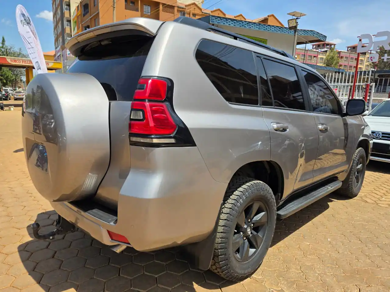 TOYOTA Land Cruiser Prado J150 VXL New Arrival New Shape On offer 😲 QUICK SALE. Cars from 150K, 30% Deposit lipa pole pole. Hire purchase installments HP. UpTo 70% financing/finance NO CRB STATUS CHECK Trade in OK
