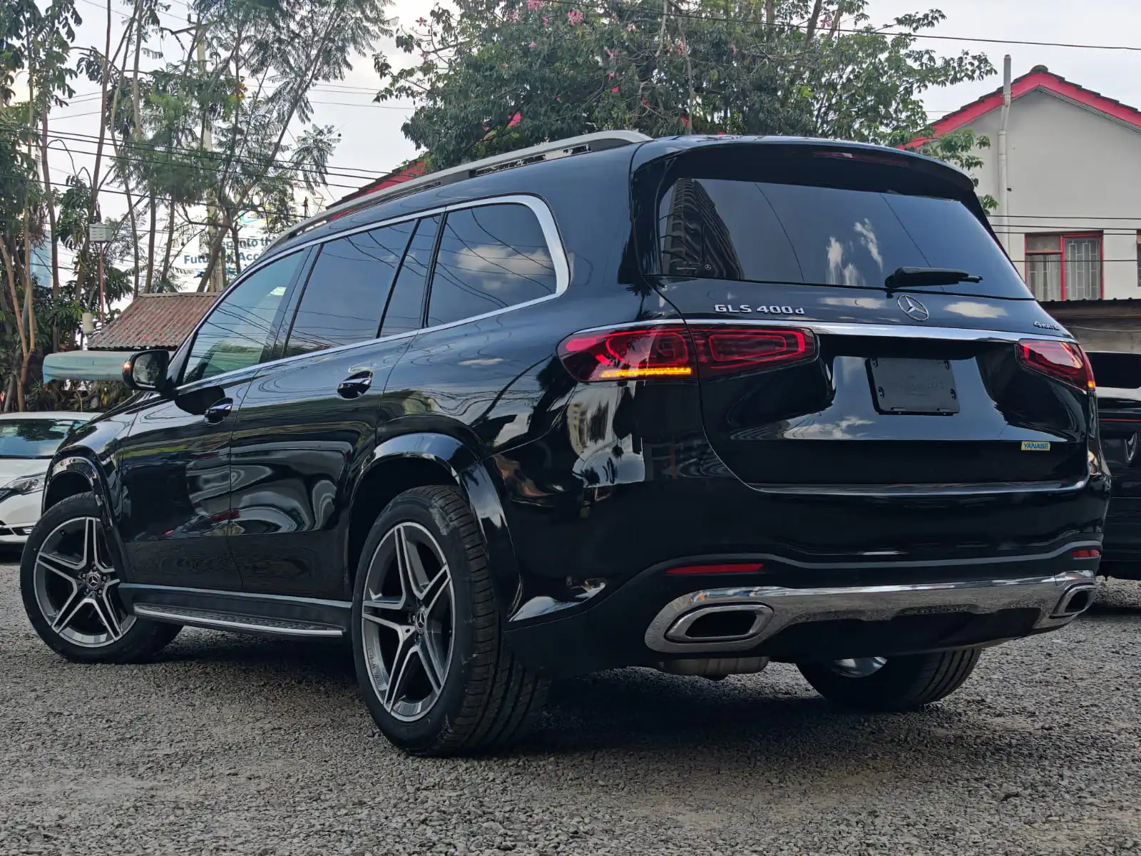 Mercedes Benz GLS AMG 4MATIC New ARRIVAL New shape 😲 QUICK SALE. Cars from 150K, 30% Deposit lipa pole pole. Hire purchase installments HP. UpTo 70% financing/finance NO CRB STATUS CHECK Trade in OK 2020 black GLS 400D