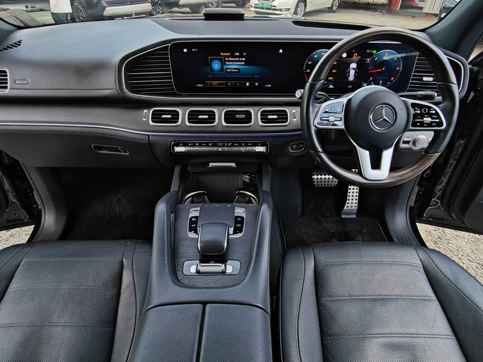 Mercedes Benz GLS AMG 4MATIC New ARRIVAL New shape 😲 QUICK SALE. Cars from 150K, 30% Deposit lipa pole pole. Hire purchase installments HP. UpTo 70% financing/finance NO CRB STATUS CHECK Trade in OK 2020 black GLS 400D