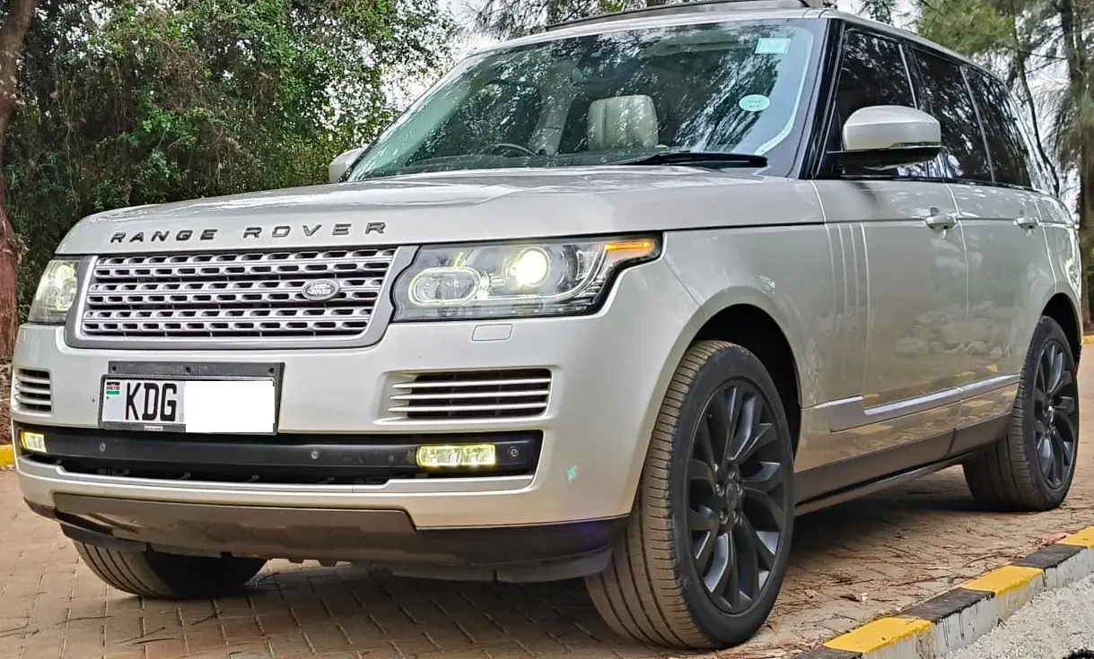 Range Rover Vogue On offer 😲 QUICK SALE. Cars from 150K, 30% Deposit lipa pole pole. Hire purchase installments HP. UpTo 70% financing/finance NO CRB STATUS CHECK Trade in OK