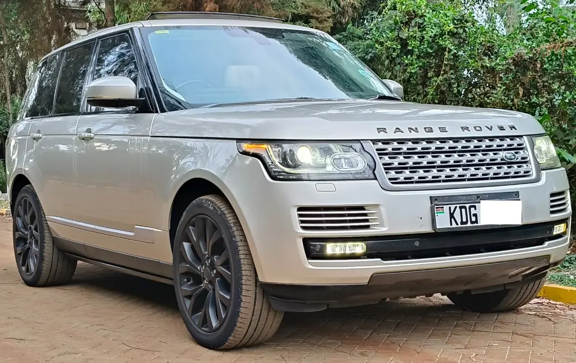 Range Rover Vogue On offer 😲 QUICK SALE. Cars from 150K, 30% Deposit lipa pole pole. Hire purchase installments HP. UpTo 70% financing/finance NO CRB STATUS CHECK Trade in OK