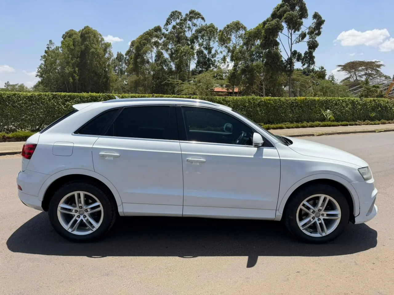 Audi Q3 S line New Shape  QUICK SALE Asian Owner. Cars from 150K, 30% Deposit lipa pole pole. Hire purchase installments HP. UpTo 70% financing/finance NO CRB STATUS CHECK Trade in OK