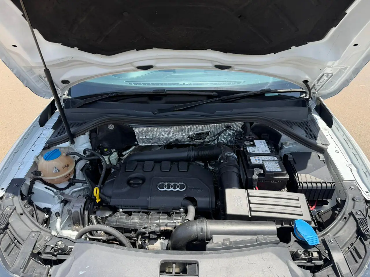 Audi Q3 S line New Shape  QUICK SALE Asian Owner. Cars from 150K, 30% Deposit lipa pole pole. Hire purchase installments HP. UpTo 70% financing/finance NO CRB STATUS CHECK Trade in OK