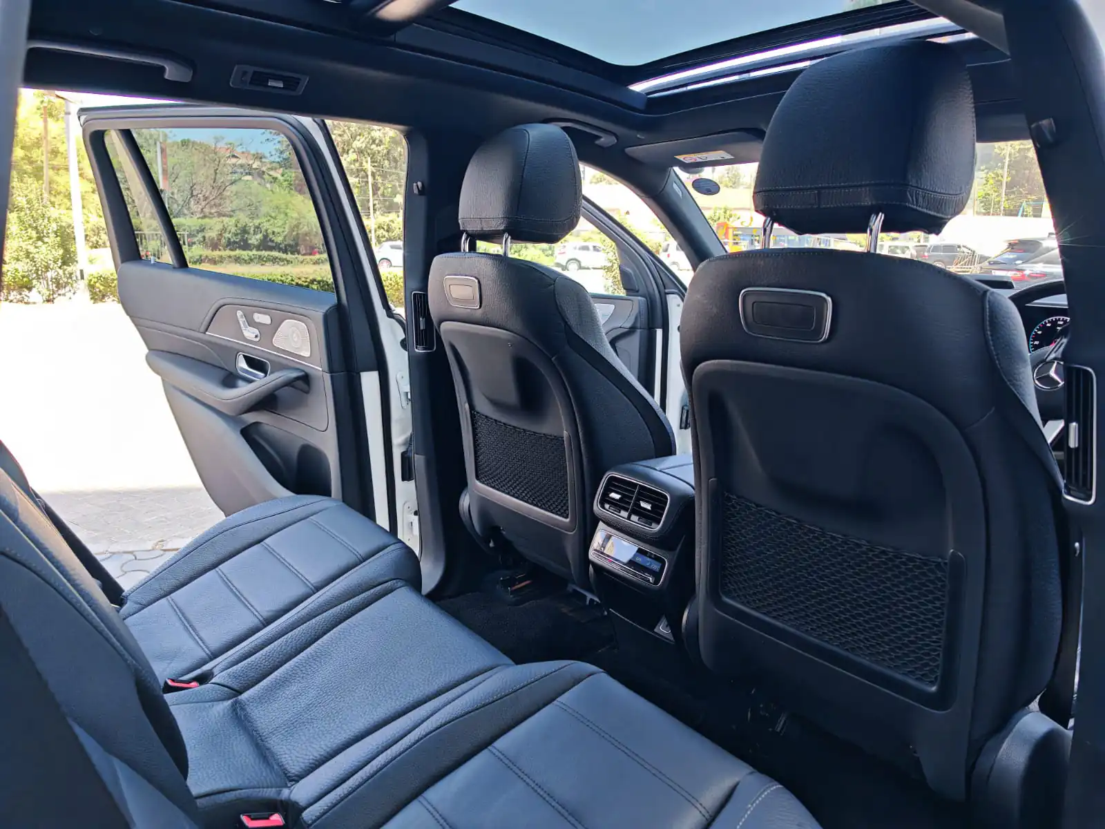 Mercedes Benz GLS AMG 4MATIC New ARRIVAL New shape Panoramic 😲 QUICK SALE. Cars from 150K, 30% Deposit lipa pole pole. Hire purchase installments HP. UpTo 70% financing/finance NO CRB STATUS CHECK Trade in OK