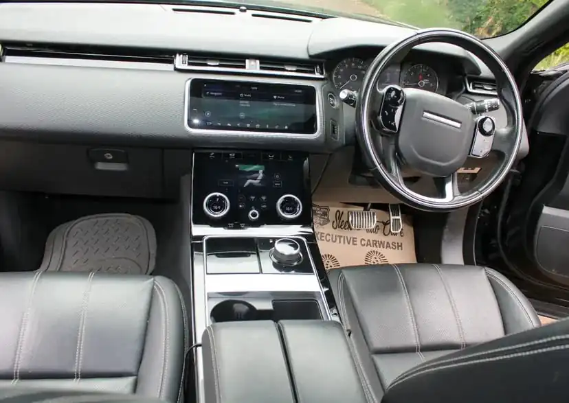 Range Rover Velar New ARRIVAL New shape Panoramic 😲 QUICK SALE. Cars from 150K, 30% Deposit lipa pole pole. Hire purchase installments HP. UpTo 70% financing/finance NO CRB STATUS CHECK Trade in OK