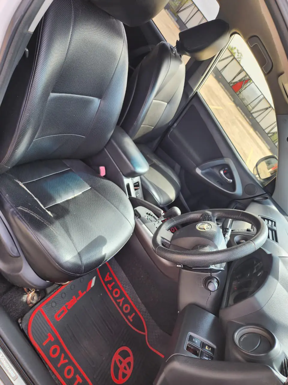 Toyota Vanguard New Shape hybrid QUICK SALE Asian Owner. Cars from 150K, 30% Deposit lipa pole pole. Hire purchase installments HP. UpTo 70% financing/finance NO CRB STATUS CHECK Trade in OK