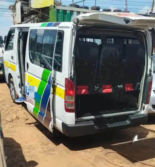 Toyota Hiace 7L Manual Diesel Van New Shape 😲 QUICK SALE. Cars from 150K, 30% Deposit lipa pole pole. Hire purchase installments HP. UpTo 70% financing/finance NO CRB STATUS CHECK Trade in OK