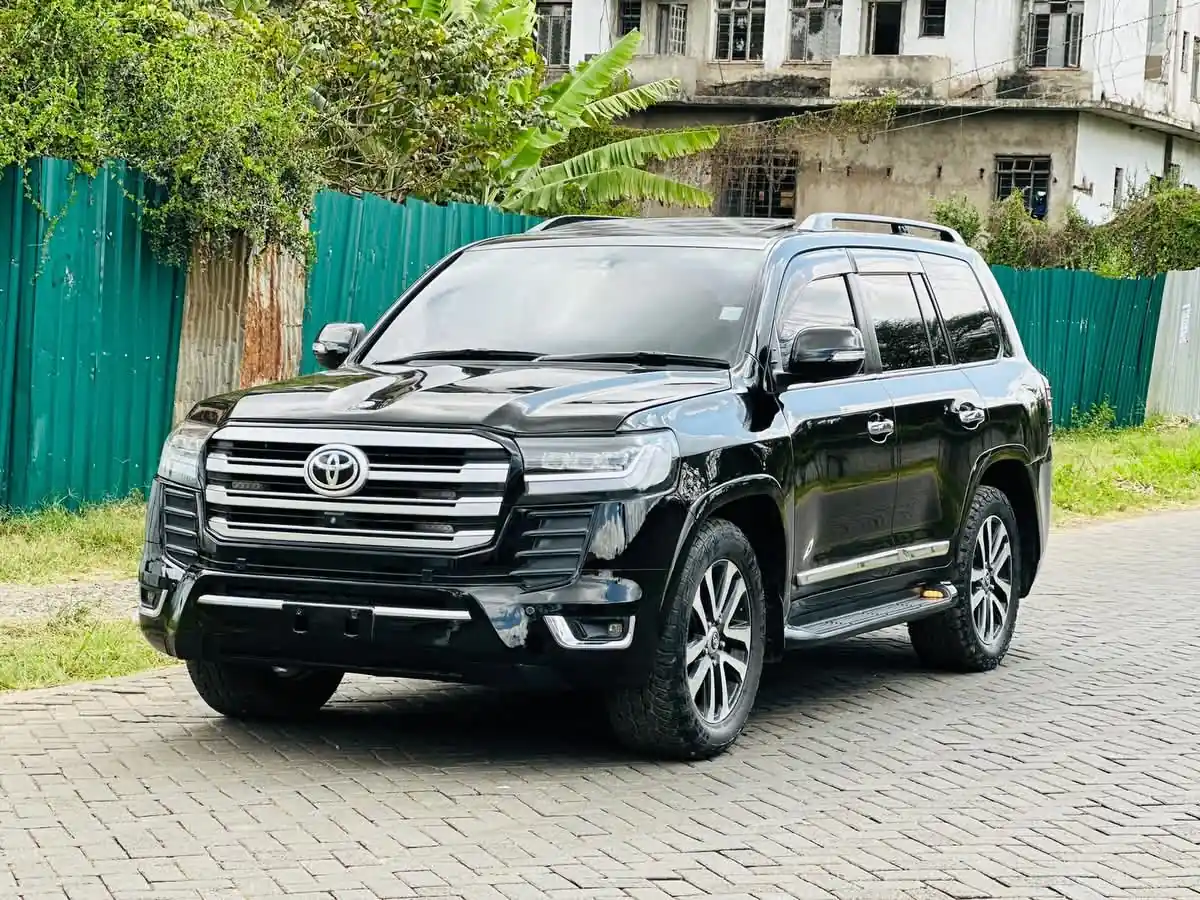 Toyota Land-Cruiser V8 200 series😲 KD QUICK SALE. Cars from 150K, 30% Deposit lipa pole pole. Hire purchase installments HP. UpTo 70% financing/finance NO CRB STATUS CHECK Trade in OK