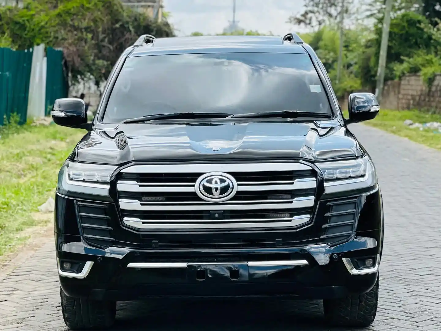 Toyota Land-Cruiser V8 200 series😲 KD QUICK SALE. Cars from 150K, 30% Deposit lipa pole pole. Hire purchase installments HP. UpTo 70% financing/finance NO CRB STATUS CHECK Trade in OK