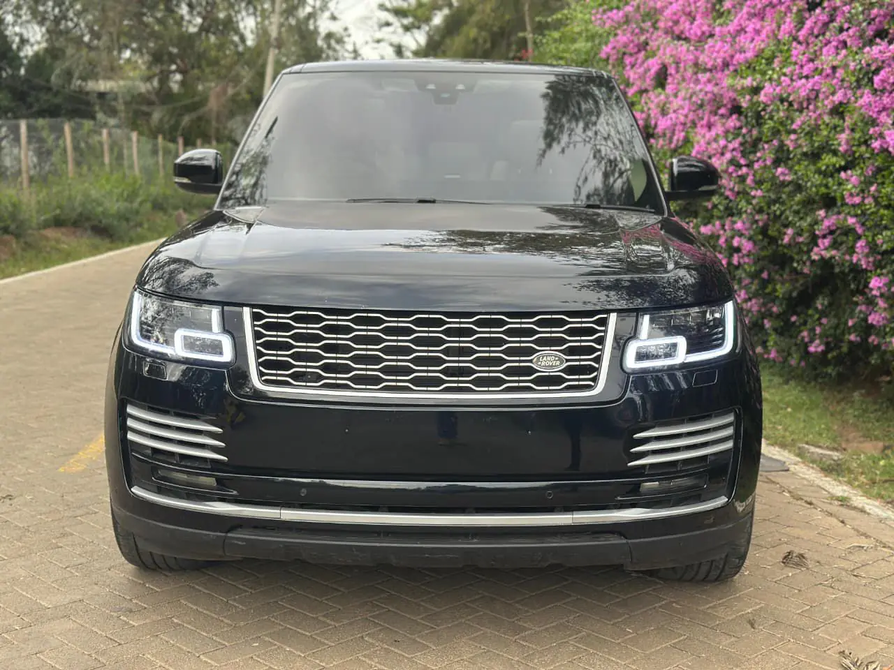 Land Rover RANGE ROVER VOGUE QUICK SALE. Cars from 150K, 30% Deposit lipa pole pole. Hire purchase installments HP Car IMPORT 0% DEPOSIT. UpTo 70% financing/finance NO CRB STATUS CHECK Trade in OK