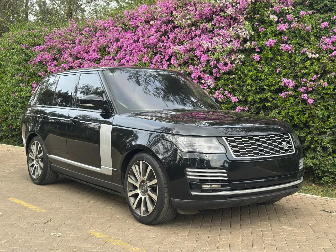 Land Rover RANGE ROVER VOGUE QUICK SALE. Cars from 150K, 30% Deposit lipa pole pole. Hire purchase installments HP Car IMPORT 0% DEPOSIT. UpTo 70% financing/finance NO CRB STATUS CHECK Trade in OK