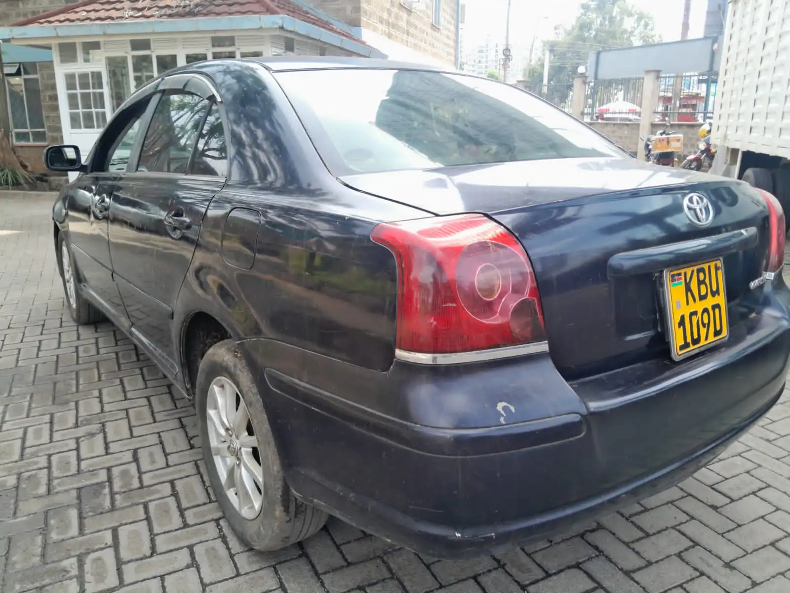 Toyota Avensis 430k ONLY 😲 QUICK SALE. Cars from 150K, 30% Deposit lipa pole pole. Hire purchase installments HP. UpTo 70% financing/finance NO CRB STATUS CHECK Trade in OK