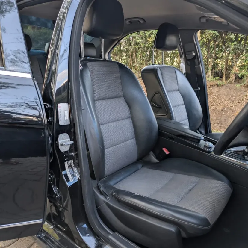 Mercedes C200 😲 QUICK SALE. Cars from 150K, 30% Deposit lipa pole pole. Hire purchase installments HP. UpTo 70% financing/finance NO CRB STATUS CHECK Trade in OK