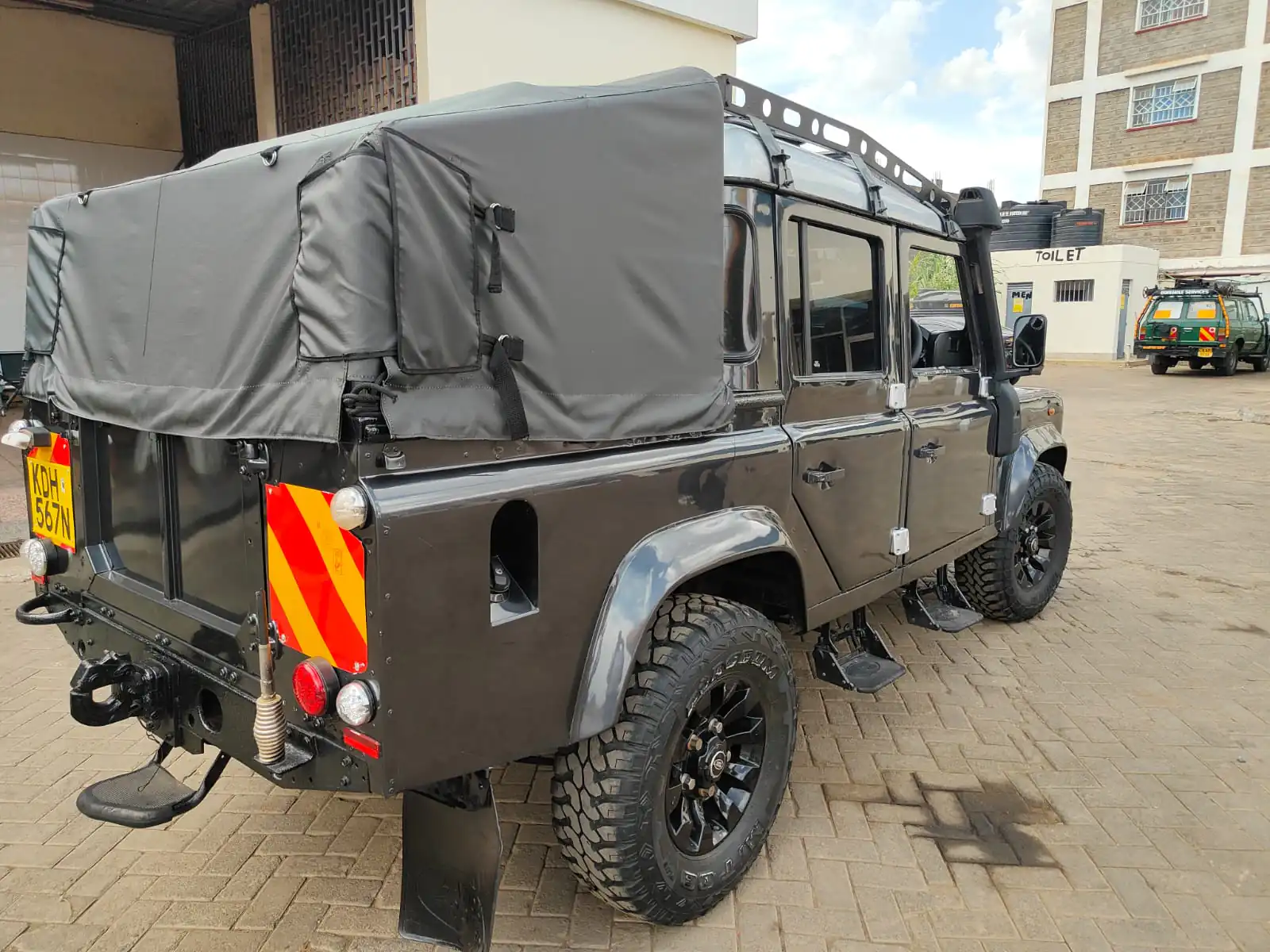 Land Rover Defender Puma Double Cab Double Sunroof Puma 110 QUICK SALE. Cars from 150K, 30% Deposit lipa pole pole. Hire purchase installments HP Car IMPORT 0% DEPOSIT. UpTo 70% financing/finance NO CRB STATUS CHECK Trade in OK