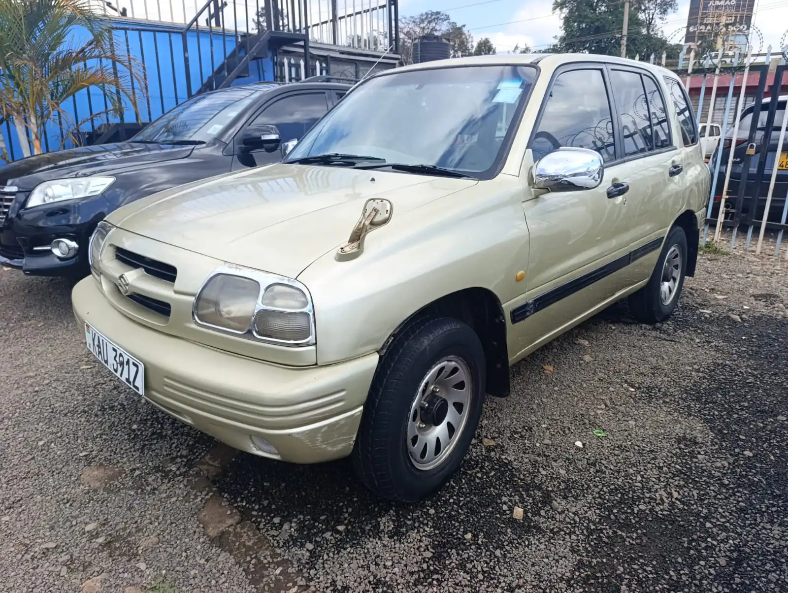 Suzuki Escudo QUICK SALE Asian Owner. Cars from 150K, 30% Deposit lipa pole pole. Hire purchase installments HP. UpTo 70% financing/finance NO CRB STATUS CHECK Trade in OK