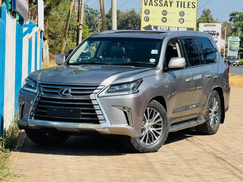 Lexus LX 450D New Arrival New shape Diesel 😲 QUICK SALE. Cars from 150K, 30% Deposit lipa pole pole. Hire purchase installments HP. UpTo 70% financing/finance NO CRB STATUS CHECK Trade in OK