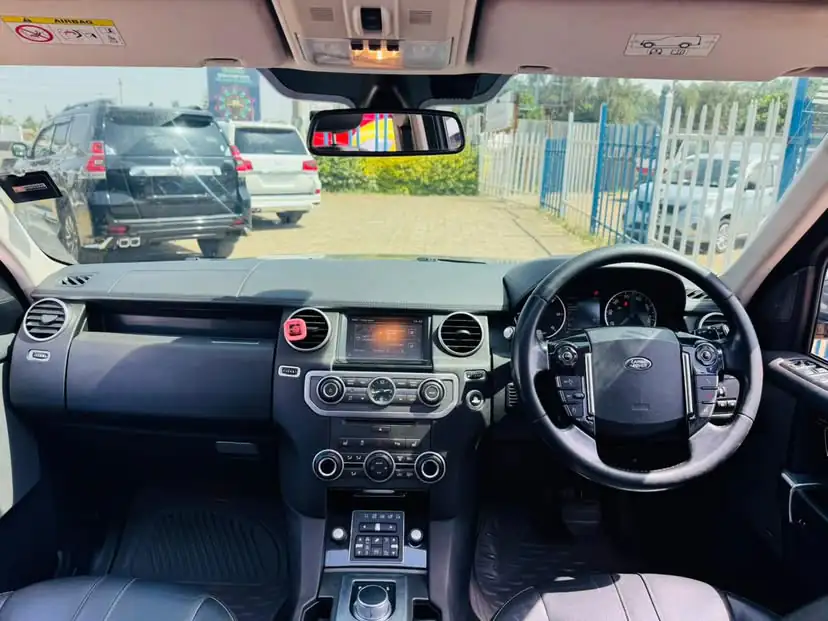 Land Rover Discovery 4😲 QUICK SALE. Cars from 150K, 30% Deposit lipa pole pole. Hire purchase installments HP. UpTo 70% financing/finance NO CRB STATUS CHECK Trade in OK