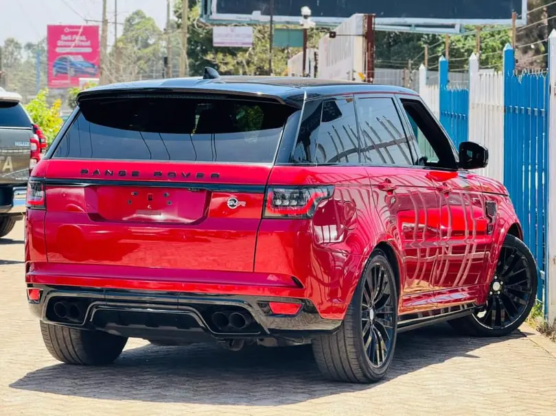 Range Rover SVR 5L supercharged Petrol New Shape New Arrival 😲 QUICK SALE. Cars from 150K, 30% Deposit lipa pole pole. Hire purchase installments HP. UpTo 70% financing/finance NO CRB STATUS CHECK Trade in OK