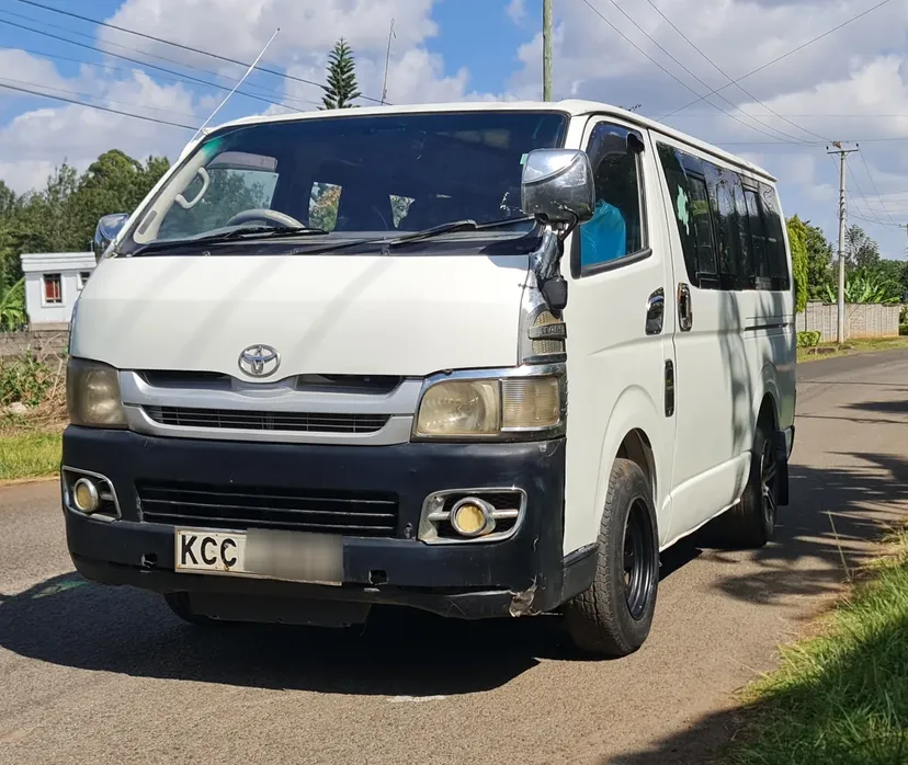 Toyota Hiace 7L DIESEL Private Van New Shape😲 QUICK SALE. Cars from 150K, 30% Deposit lipa pole pole. Hire purchase installments HP. UpTo 70% financing/finance NO CRB STATUS CHECK Trade in OK