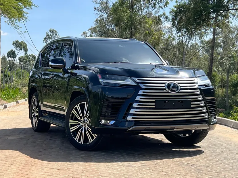Lexus LX 600 New Arrival New Shape 😲 QUICK SALE. Cars from 150K, 30% Deposit lipa pole pole. Hire purchase installments HP. UpTo 70% financing/finance NO CRB STATUS CHECK Trade in OK