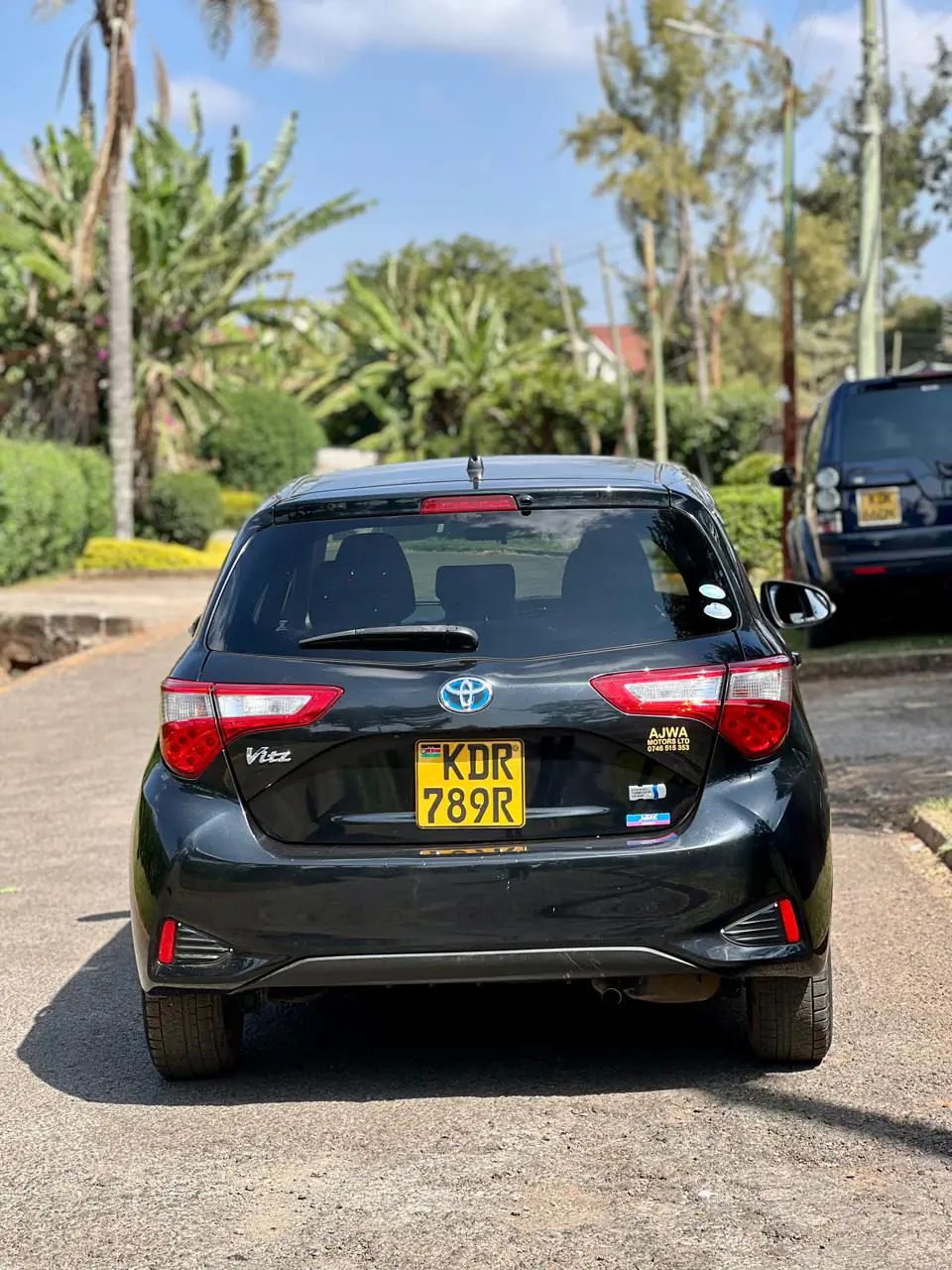 Toyota Vitz Hybrid New Shape 😲 QUICK SALE. Cars from 150K, 30% Deposit lipa pole pole. Hire purchase installments HP. UpTo 70% financing/finance NO CRB STATUS CHECK Trade in OK