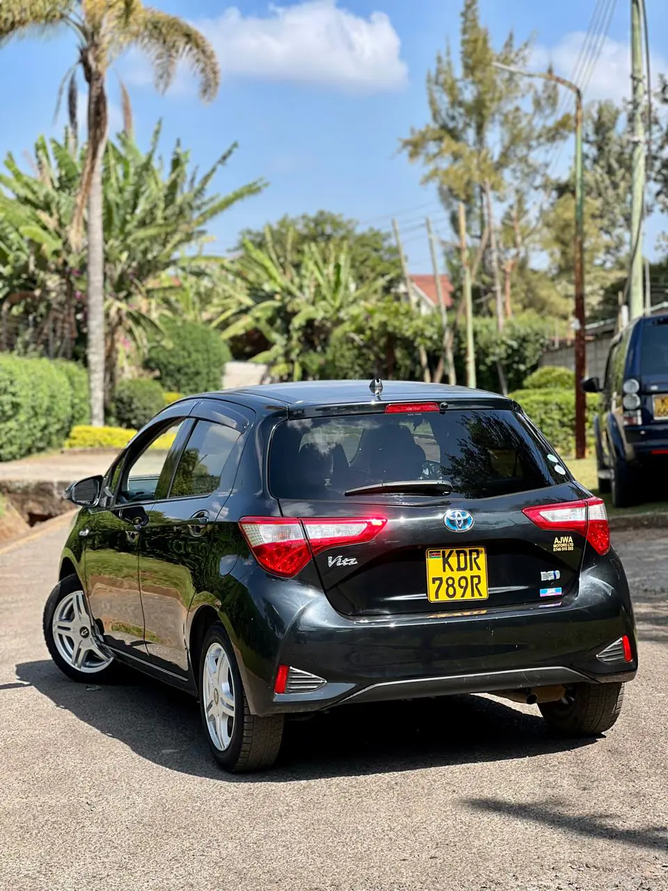 Toyota Vitz Hybrid New Shape 😲 QUICK SALE. Cars from 150K, 30% Deposit lipa pole pole. Hire purchase installments HP. UpTo 70% financing/finance NO CRB STATUS CHECK Trade in OK