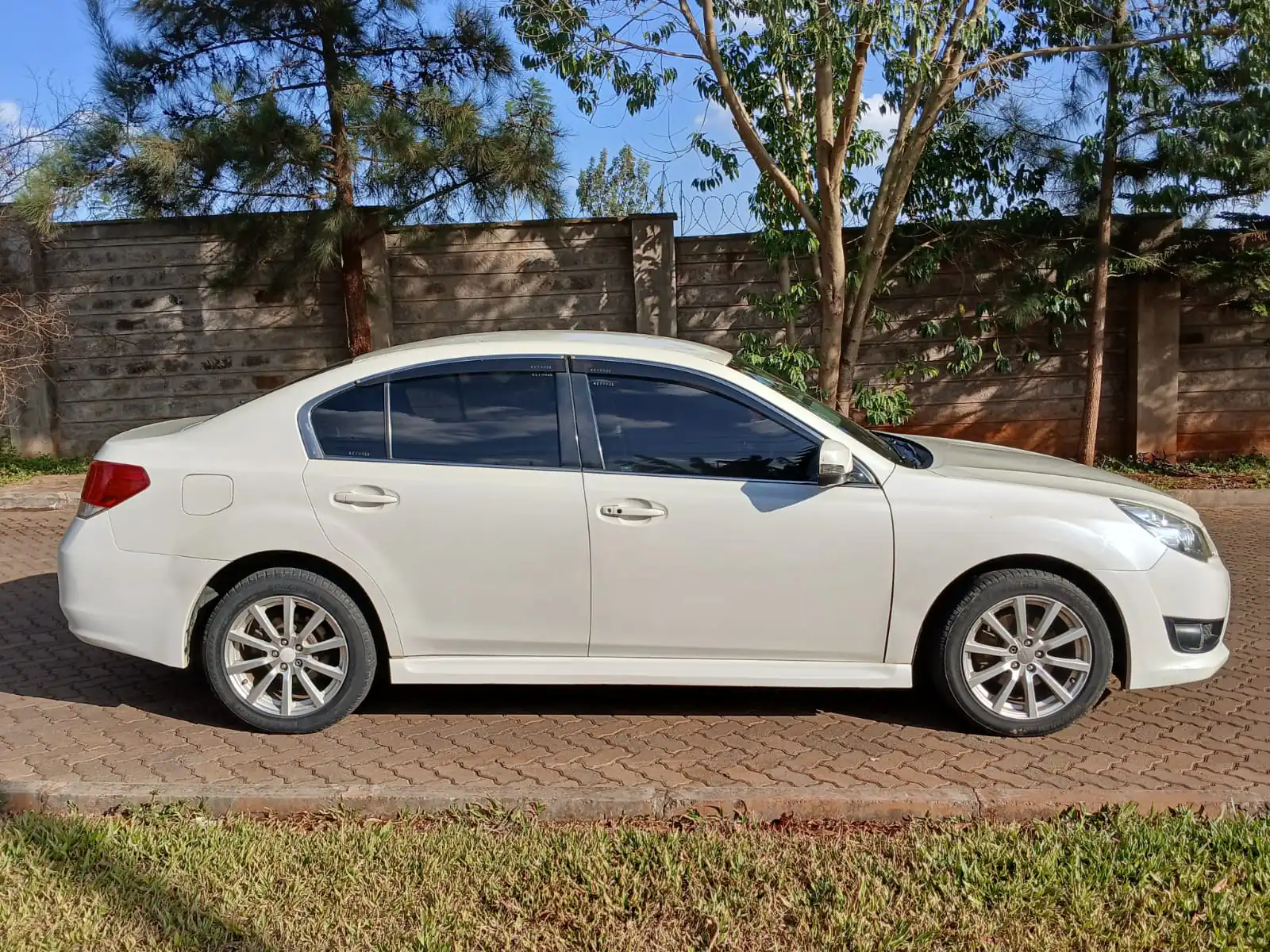 Subaru Legacy 😲 QUICK SALE. Cars from 150K, 30% Deposit lipa pole pole. Hire purchase installments HP. UpTo 70% financing/finance NO CRB STATUS CHECK Trade in OK