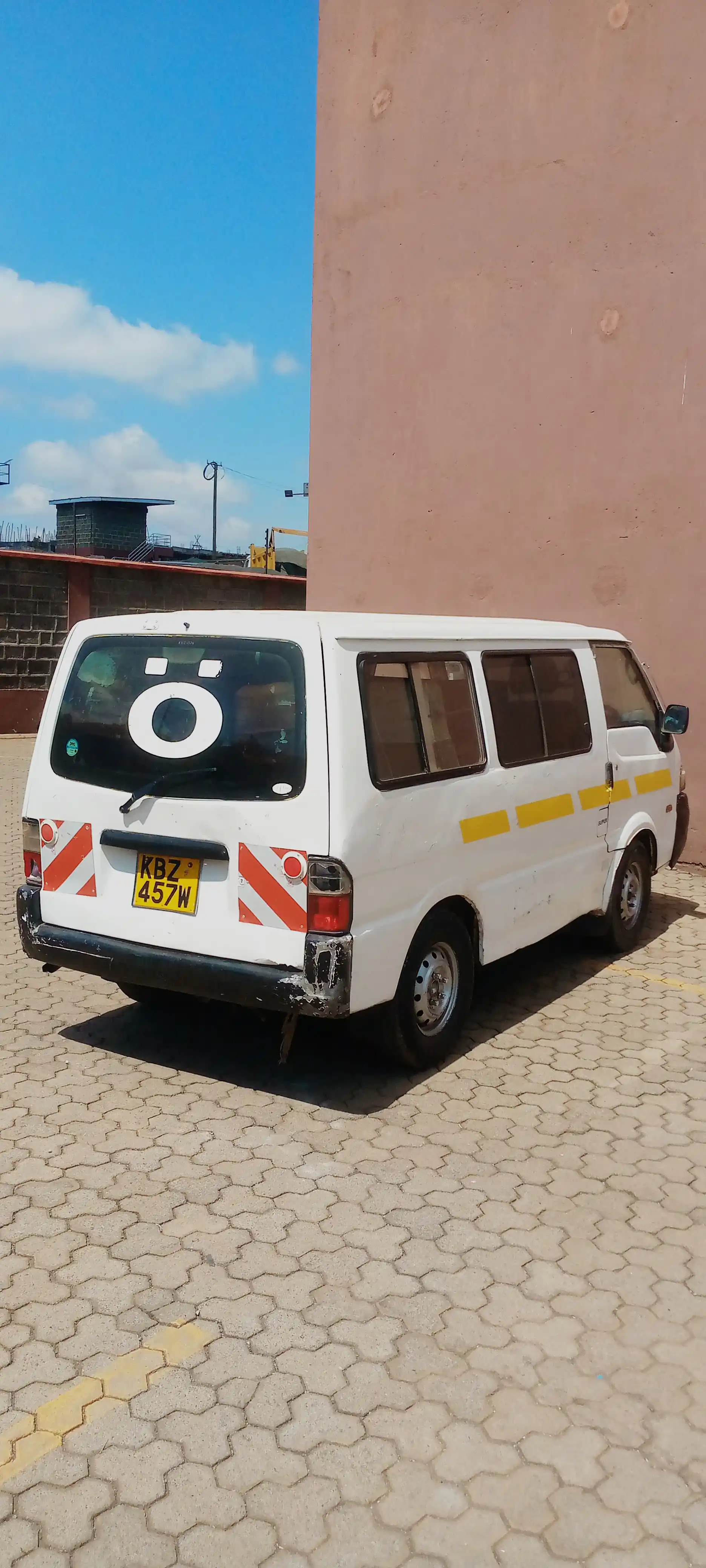 Mazda Bongo Van 340K ONLY 😲 QUICK SALE. Cars from 150K, 30% Deposit lipa pole pole. Hire purchase installments HP. UpTo 70% financing/finance NO CRB STATUS CHECK Trade in OK