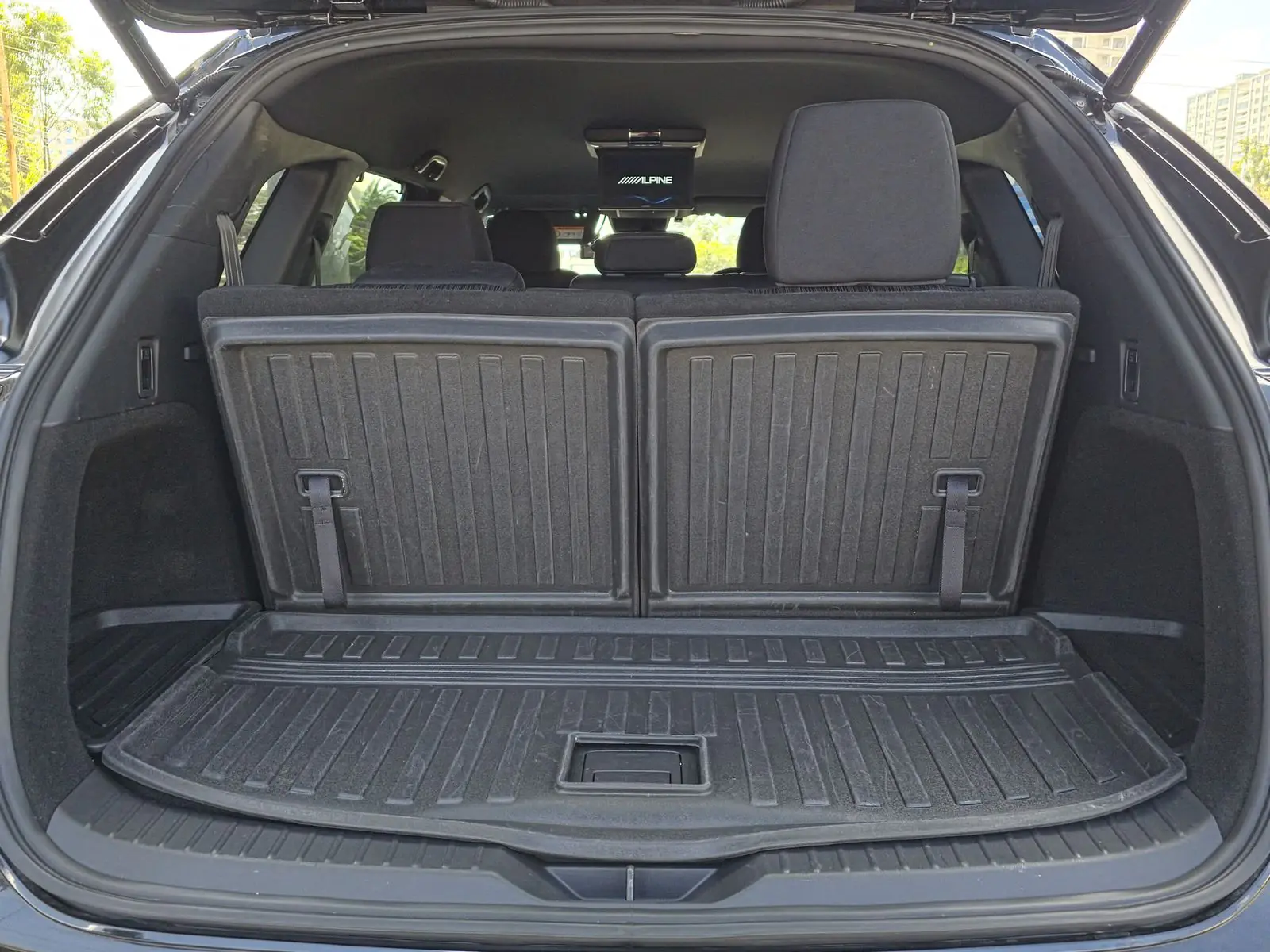 Mazda CX8 7 Seater New Arrival  New Shape hybrid QUICK SALE Asian Owner. Cars from 150K, 30% Deposit lipa pole pole. Hire purchase installments HP. UpTo 70% financing/finance NO CRB STATUS CHECK Trade in OK