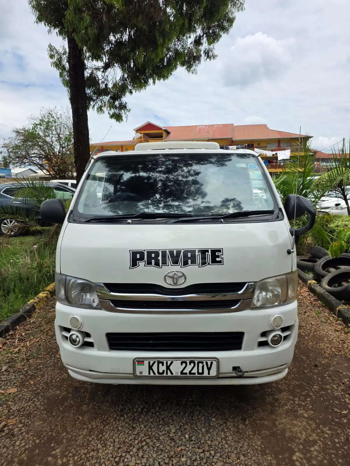 Toyota Hiace Diesel Tour Van 40% Deposit 😲 QUICK SALE. Cars from 150K, 30% Deposit lipa pole pole. Hire purchase installments HP. UpTo 70% financing/finance NO CRB STATUS CHECK Trade in OK