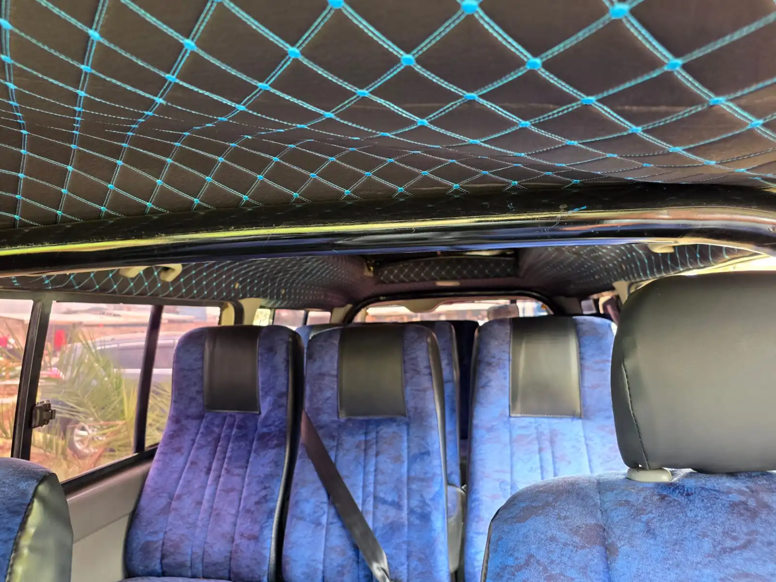 Toyota Hiace Diesel Tour Van 40% Deposit 😲 QUICK SALE. Cars from 150K, 30% Deposit lipa pole pole. Hire purchase installments HP. UpTo 70% financing/finance NO CRB STATUS CHECK Trade in OK