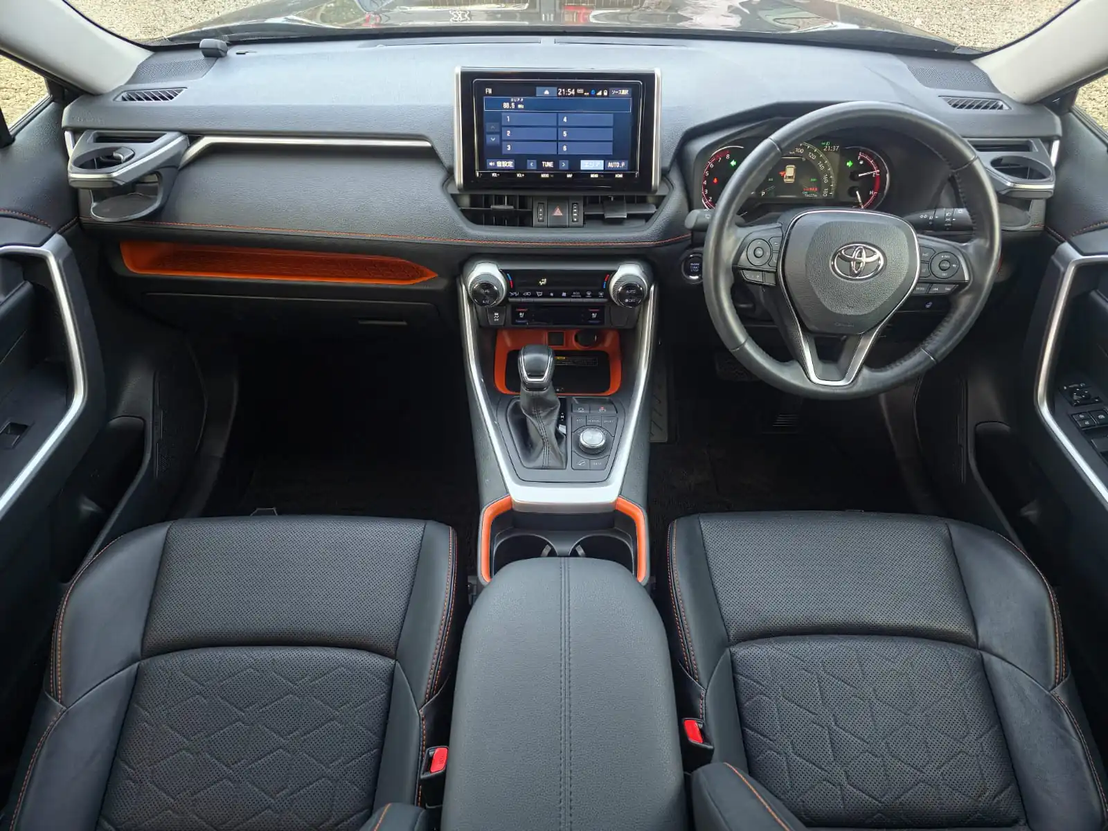 Toyota RAV4 New Arrival SUNROOF 16k km mileage 😲 New Shape QUICK SALE. Cars from 150K, 30% Deposit lipa pole pole. Hire purchase installments HP. UpTo 70% financing/finance NO CRB STATUS CHECK Trade in OK