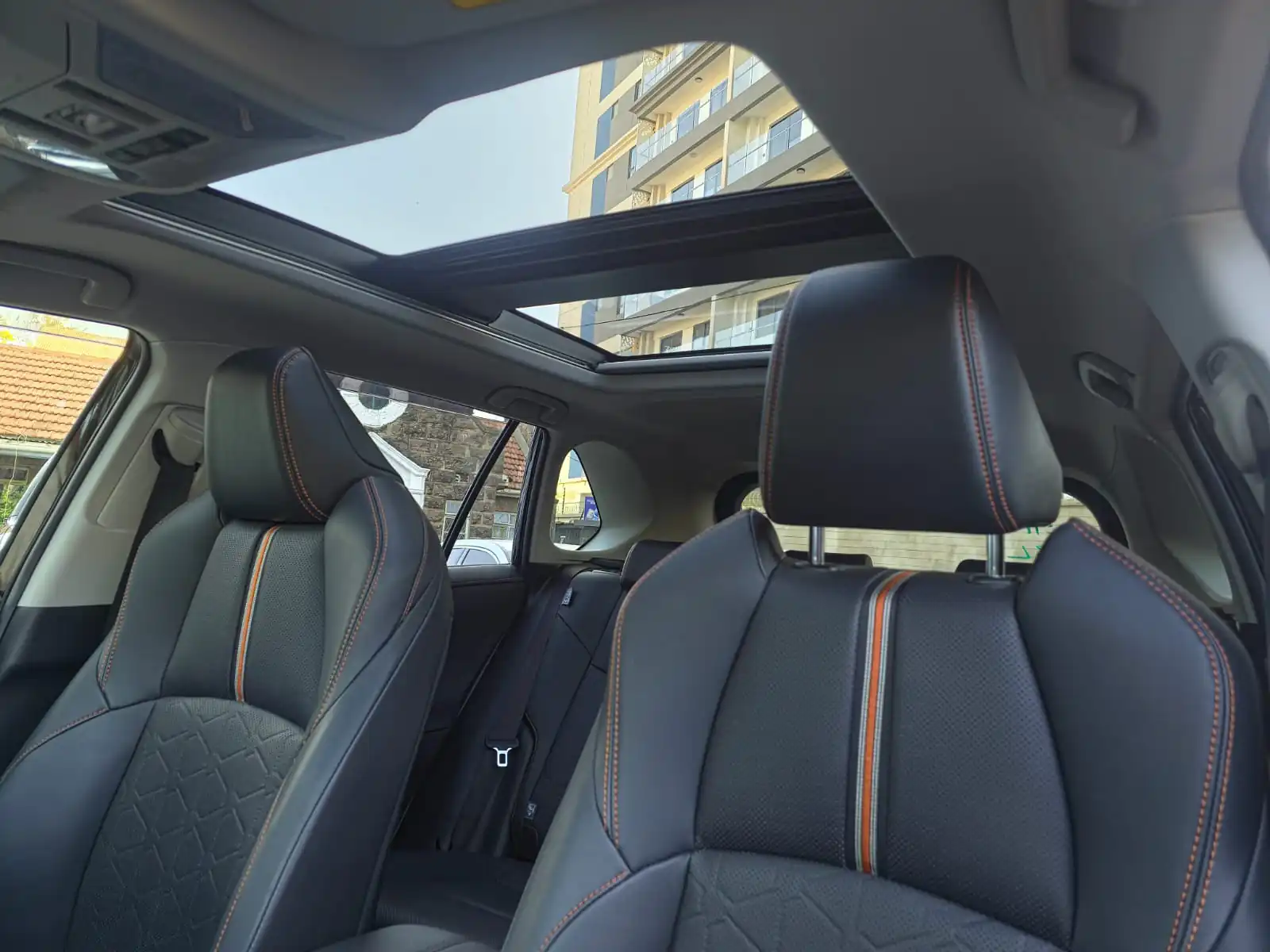 Toyota RAV4 New Arrival SUNROOF 16k km mileage 😲 New Shape QUICK SALE. Cars from 150K, 30% Deposit lipa pole pole. Hire purchase installments HP. UpTo 70% financing/finance NO CRB STATUS CHECK Trade in OK