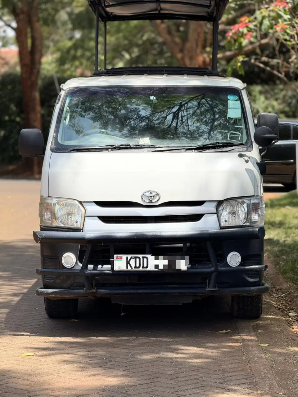 Toyota Hiace Tour Van Two Units 😲 QUICK SALE. Cars from 150K, 30% Deposit lipa pole pole. Hire purchase installments HP. UpTo 70% financing/finance NO CRB STATUS CHECK Trade in OK