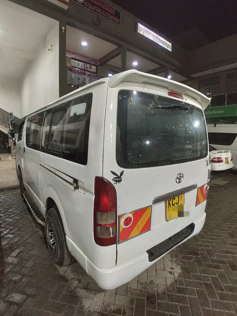 Toyota Hiace 7L DIESEL Private 😲 QUICK SALE. Cars from 150K, 30% Deposit lipa pole pole. Hire purchase installments HP. UpTo 70% financing/finance NO CRB STATUS CHECK Trade in OK
