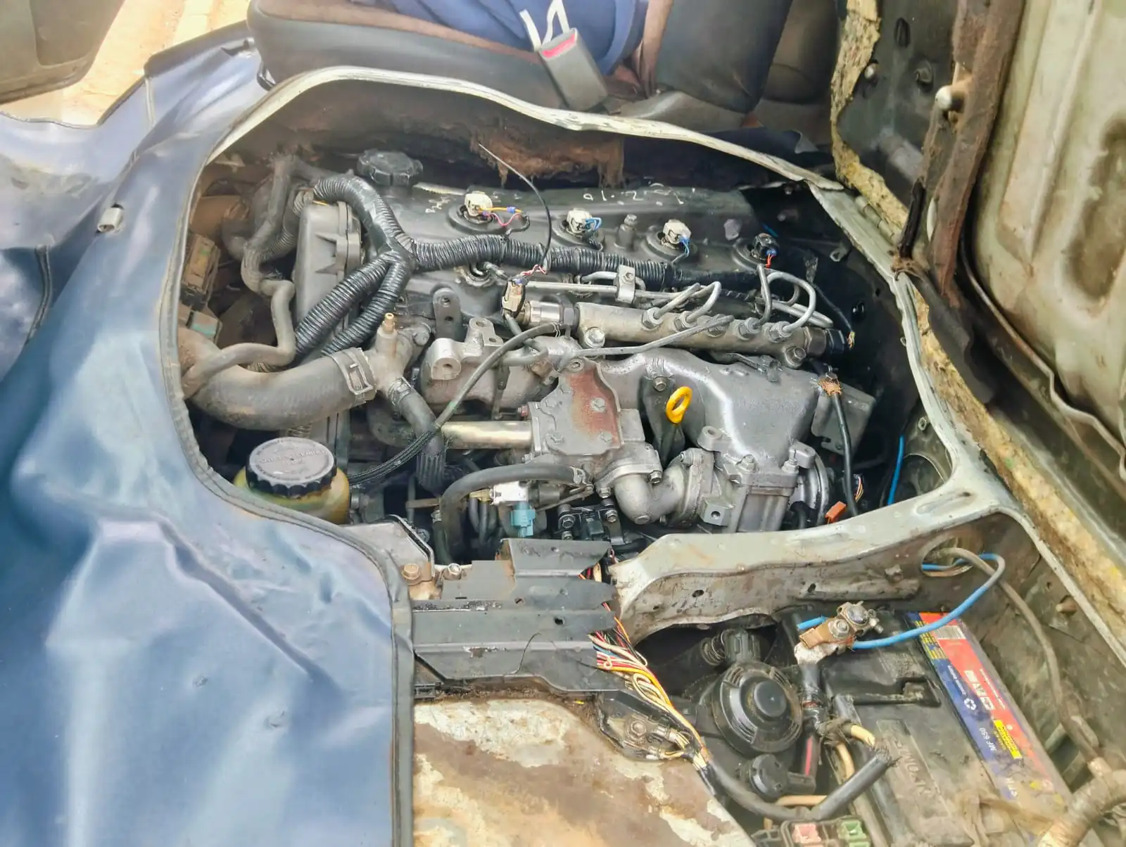 Toyota Hiace 7L DIESEL Private 😲 QUICK SALE. Cars from 150K, 30% Deposit lipa pole pole. Hire purchase installments HP. UpTo 70% financing/finance NO CRB STATUS CHECK Trade in OK