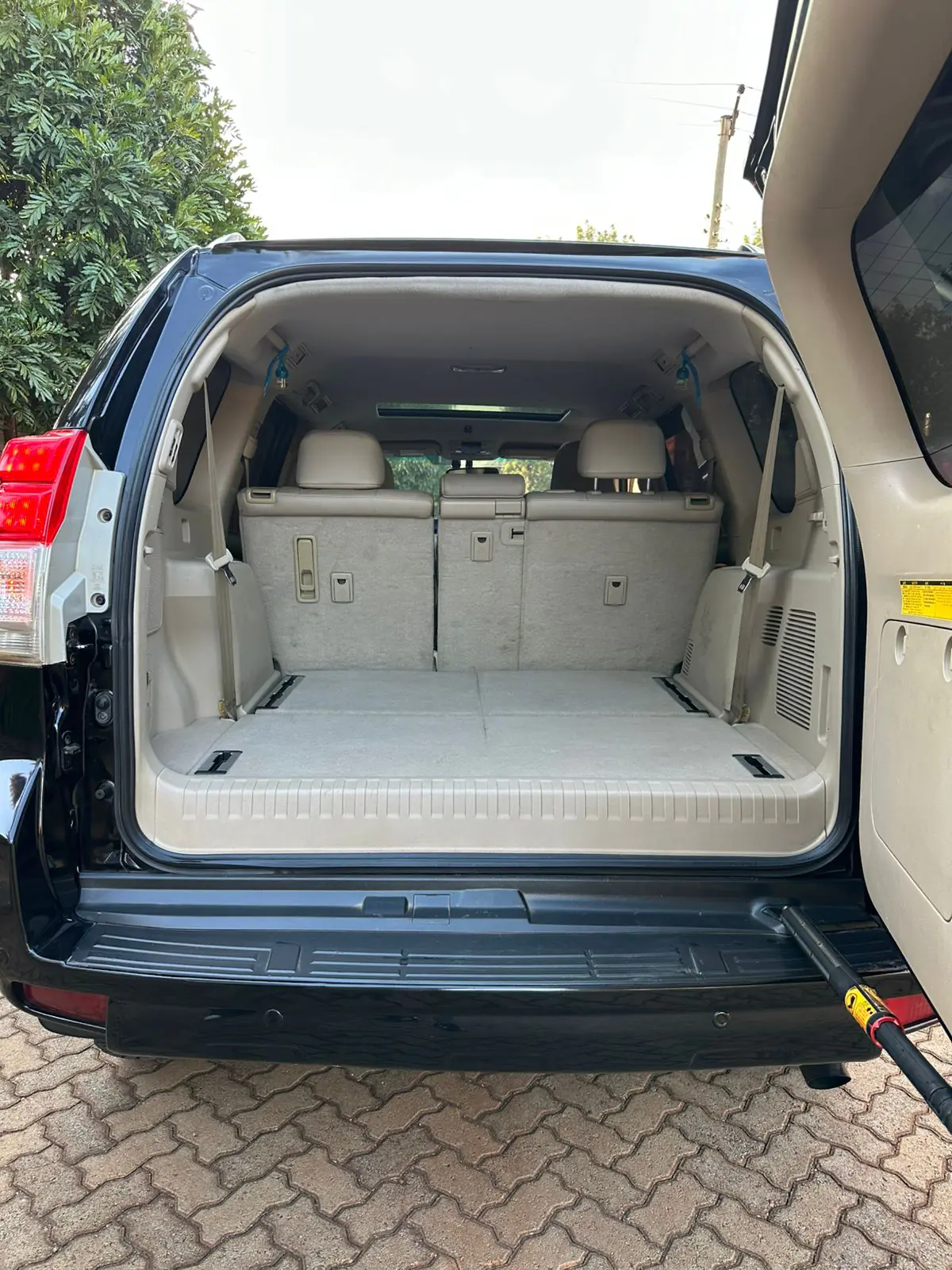 TOYOTA PRADO J150 SERIES VX-L Quick Sale. Cars from 150K, 30% Deposit lipa pole pole. Hire purchase installments HP. UpTo 70% financing/finance NO CRB STATUS CHECK Trade in OK
