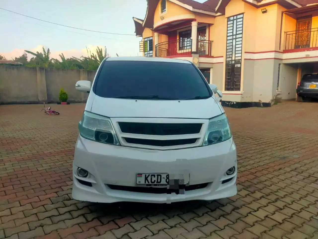 Toyota Alphard 😲 QUICK SALE. Cars from 150K, 30% Deposit lipa pole pole. Hire purchase installments HP. UpTo 70% financing/finance NO CRB STATUS CHECK Trade in OK