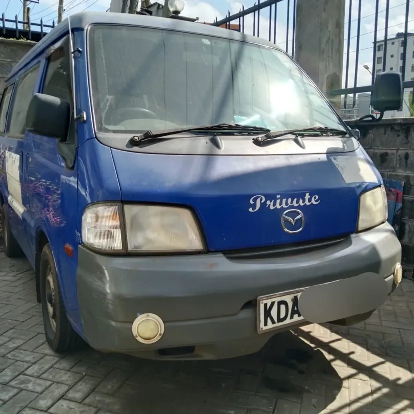 Mazda Bongo KD 400k Negotiable wow 😲 QUICK SALE. Cars from 150K, 30% Deposit lipa pole pole. Hire purchase installments HP. UpTo 70% financing/finance NO CRB STATUS CHECK Trade in OK