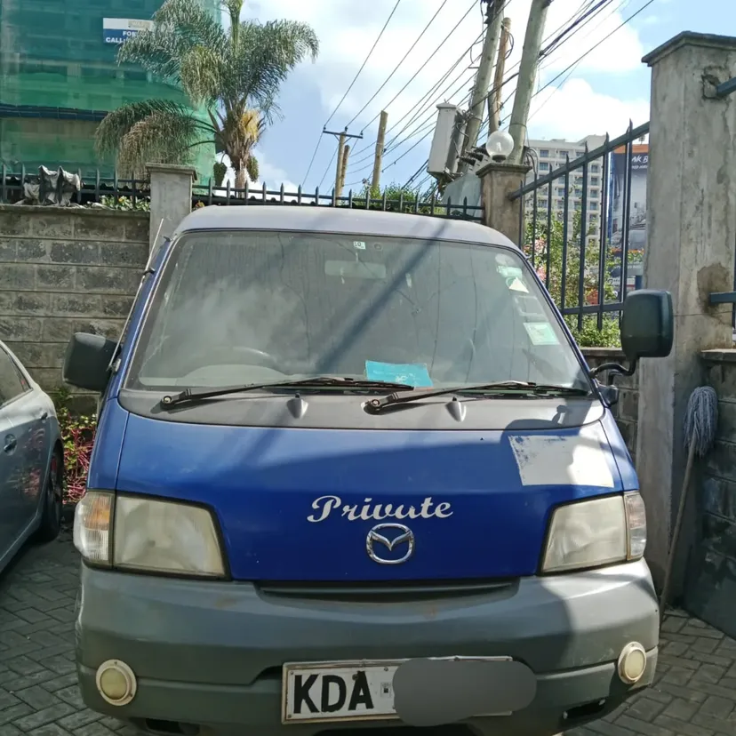 Mazda Bongo KD 400k Negotiable wow 😲 QUICK SALE. Cars from 150K, 30% Deposit lipa pole pole. Hire purchase installments HP. UpTo 70% financing/finance NO CRB STATUS CHECK Trade in OK