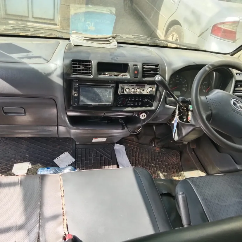 Mazda Bongo KD 400k Negotiable wow 😲 QUICK SALE. Cars from 150K, 30% Deposit lipa pole pole. Hire purchase installments HP. UpTo 70% financing/finance NO CRB STATUS CHECK Trade in OK